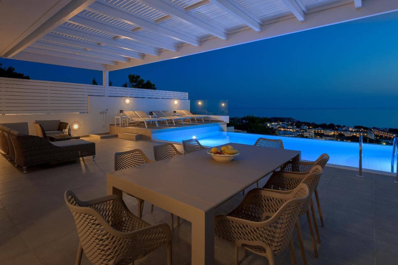 Villa Mimosa In Pefkos Líndos Buitenkant foto